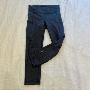 Lululemon Capri Yoga Pants Size 4 Herringbone Wunder Under Crop Gray Leggings